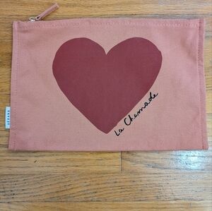 SÉZANE Heart Pouch